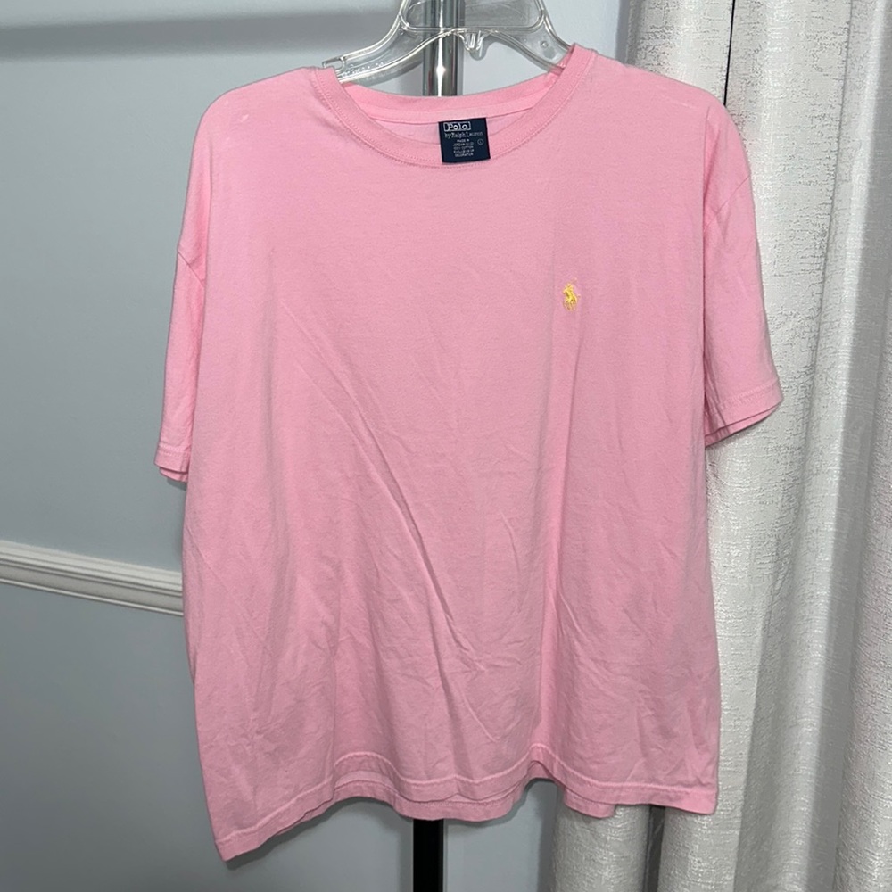 Unisex Sz large Ralph Lauren tshirt.